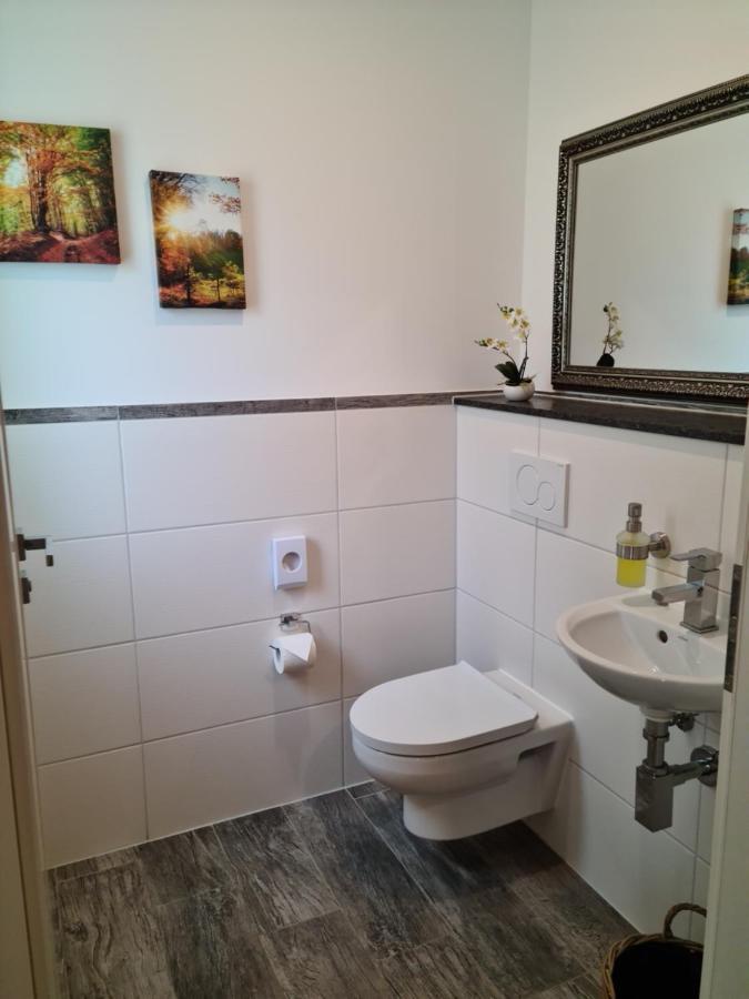 Apartment Gaestehaus Staudenschloss Mickhausen Esterno foto